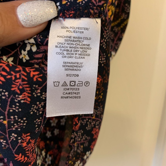 NWT L LOFT Floral Tie Neck Shell - Picture 7 of 8